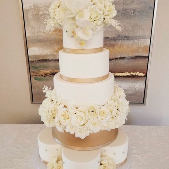 5 tier White Orchids Display Faux Wedding Cake - Picture 8 of 8